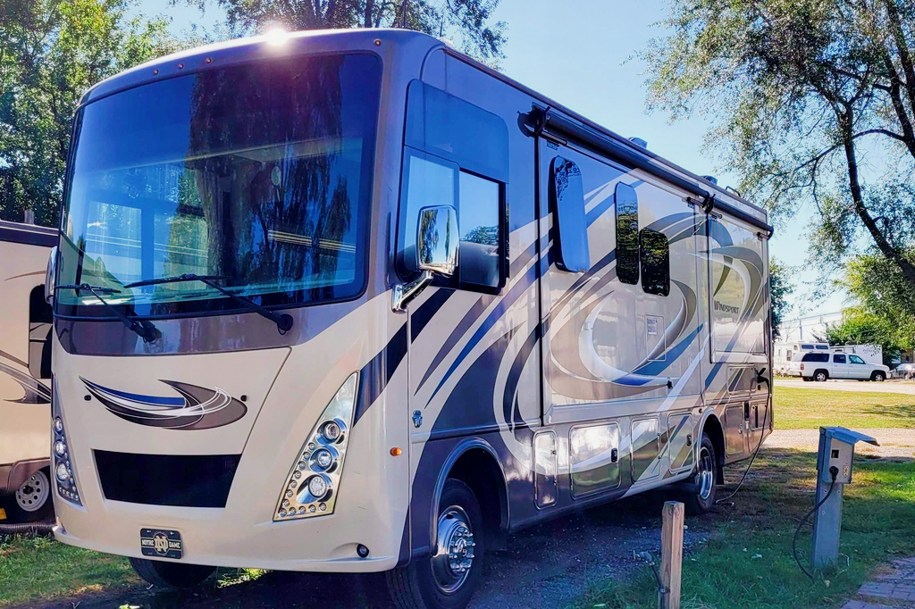 Rv1 Thor Motor Coach Windsport  Class A