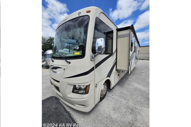 Class A - 2015 Thor Motor Coach Windsport 32N