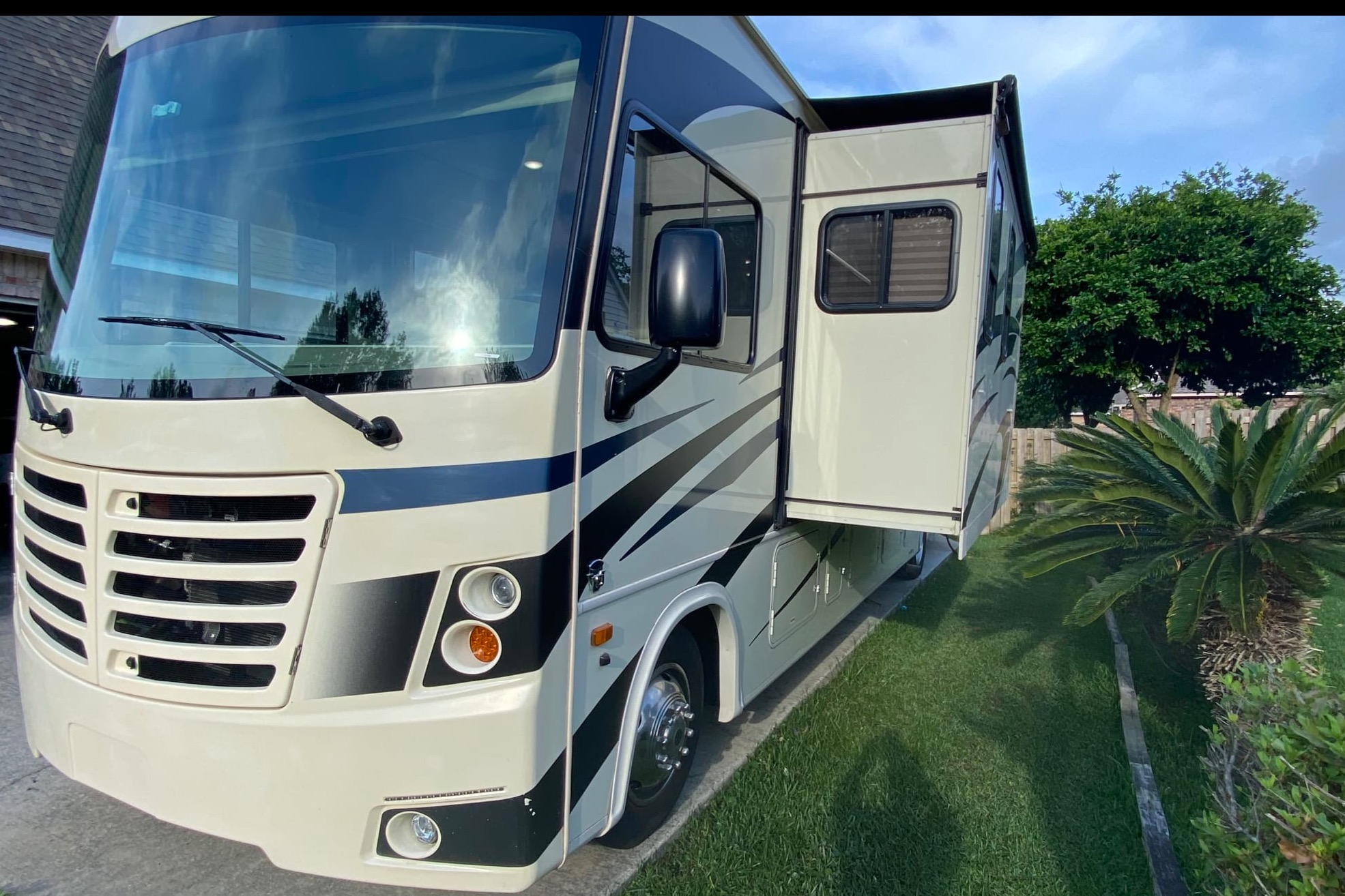 Charming Retreat on Wheels