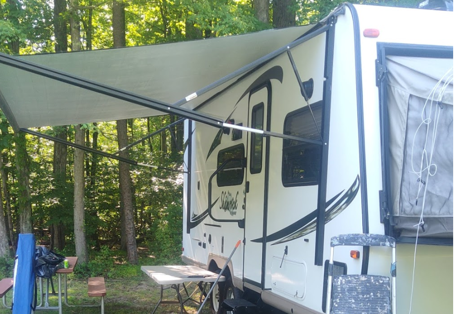 Dave & Maureen's Forrest river shamrock 233s hybrid convertibleTravel Trailer