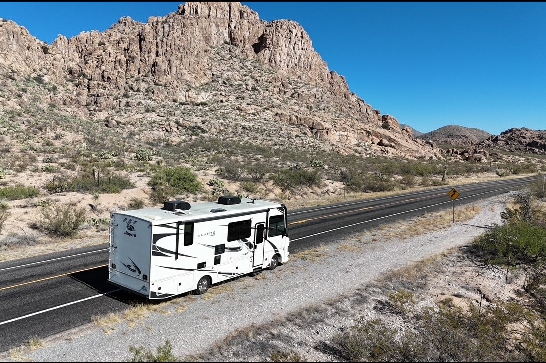 Escape Now with Rent La Vida Lola! - Meet our OG Rig 