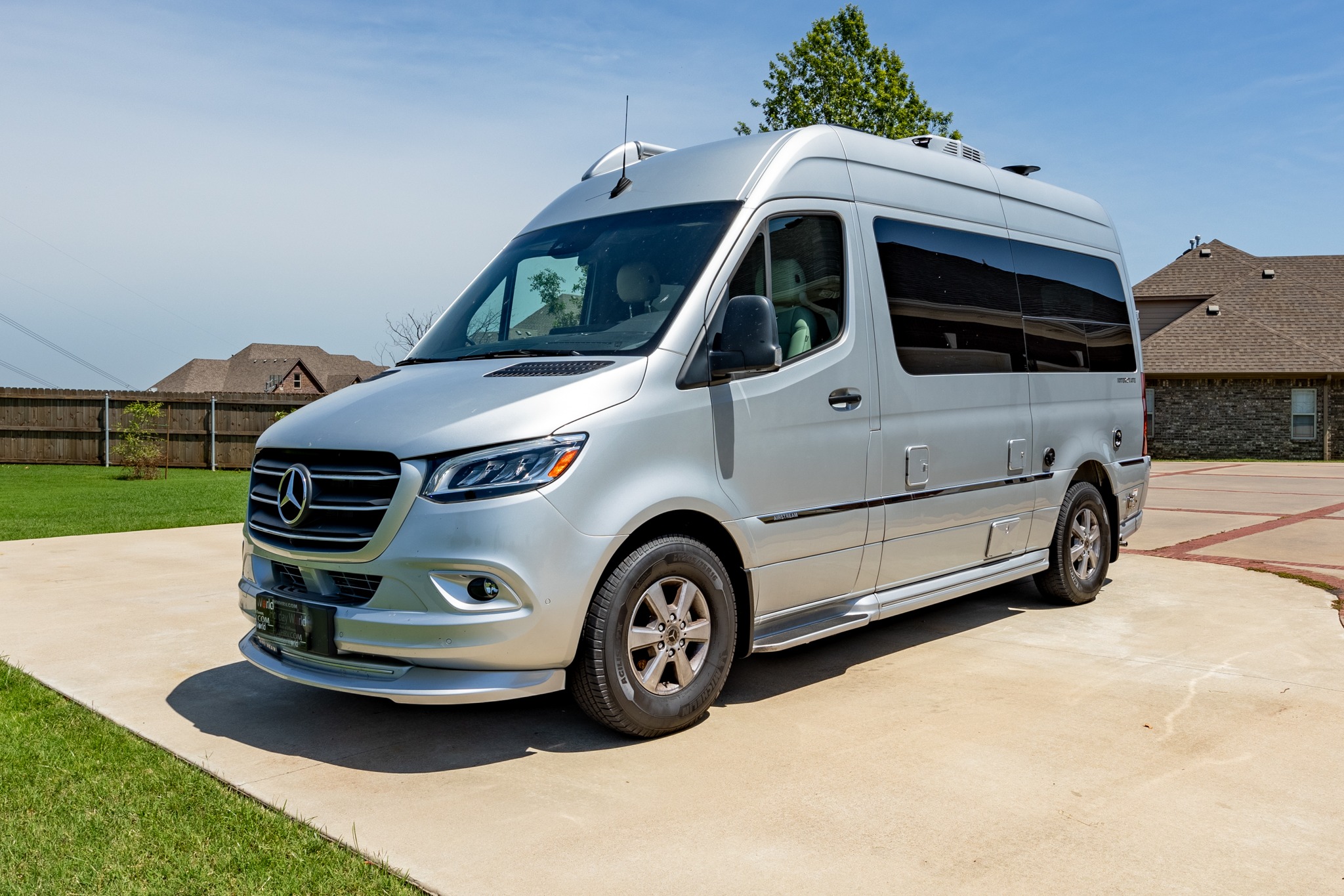 Couples Get Away in Style and Luxury!