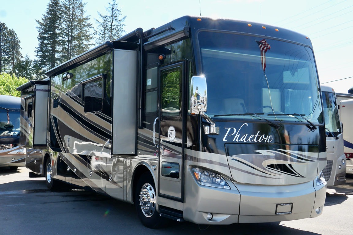 Barone Class A luxury 2014 Tiffin Phaeton