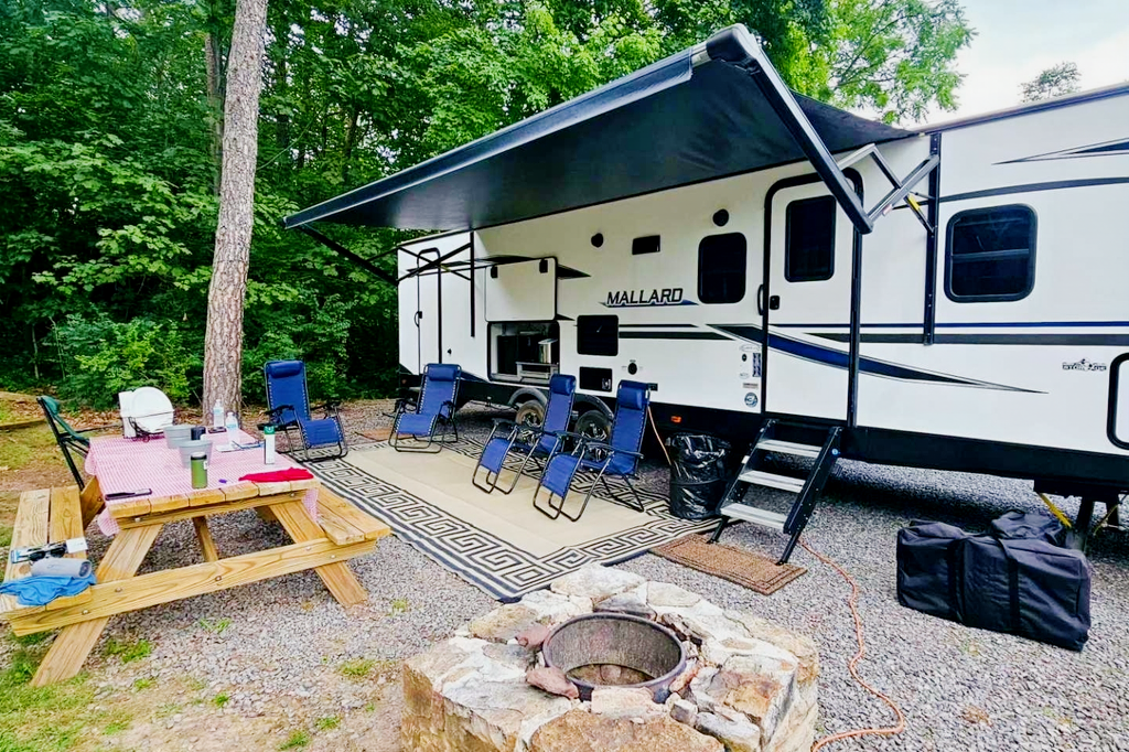 Hoffmasters Heartland Mallard 🏕