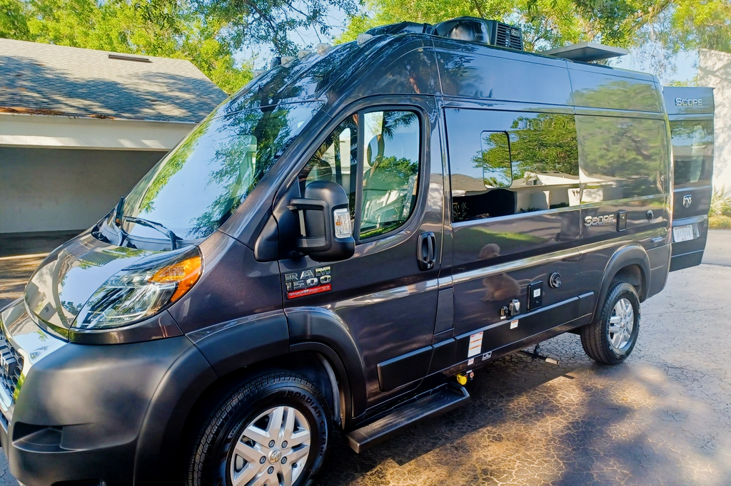 2022 CONVENIENT & EASY TO DRIVE RV!!! THOR SCOPE 18M