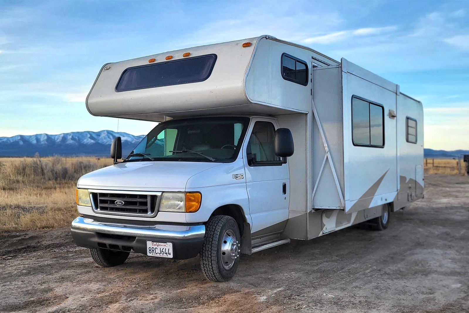 Brian's Luxury Family Adventure Rig with King Bed