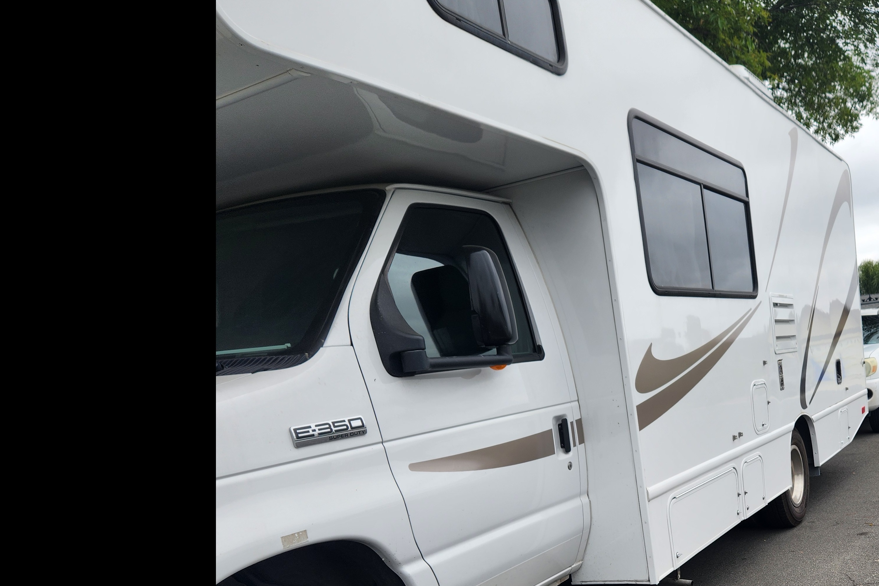April's Thor Motor Coach Class C