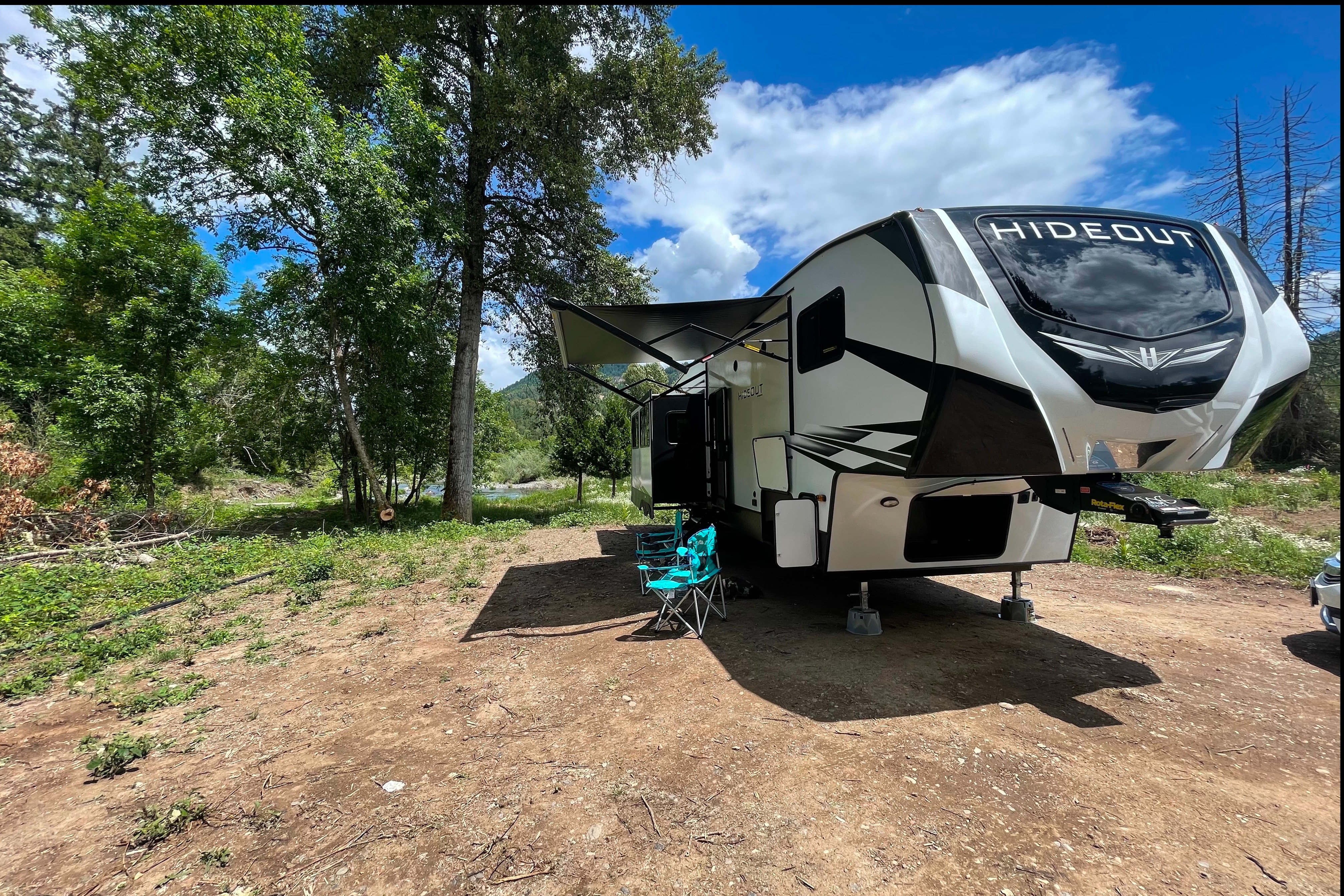 Austin's Keystone Hideout Fifth Wheel