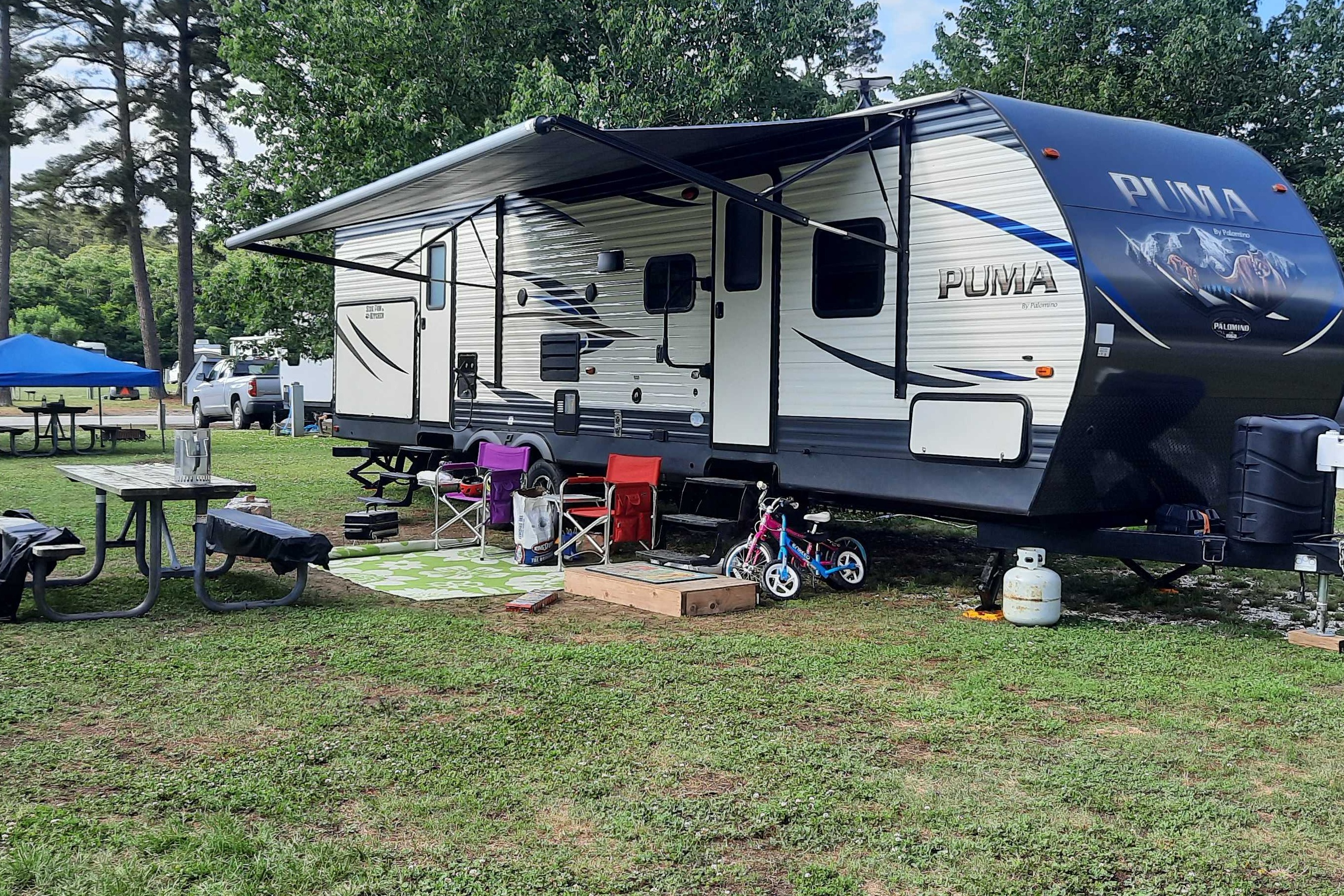  Puma Palomino 31bhss Travel Trailer