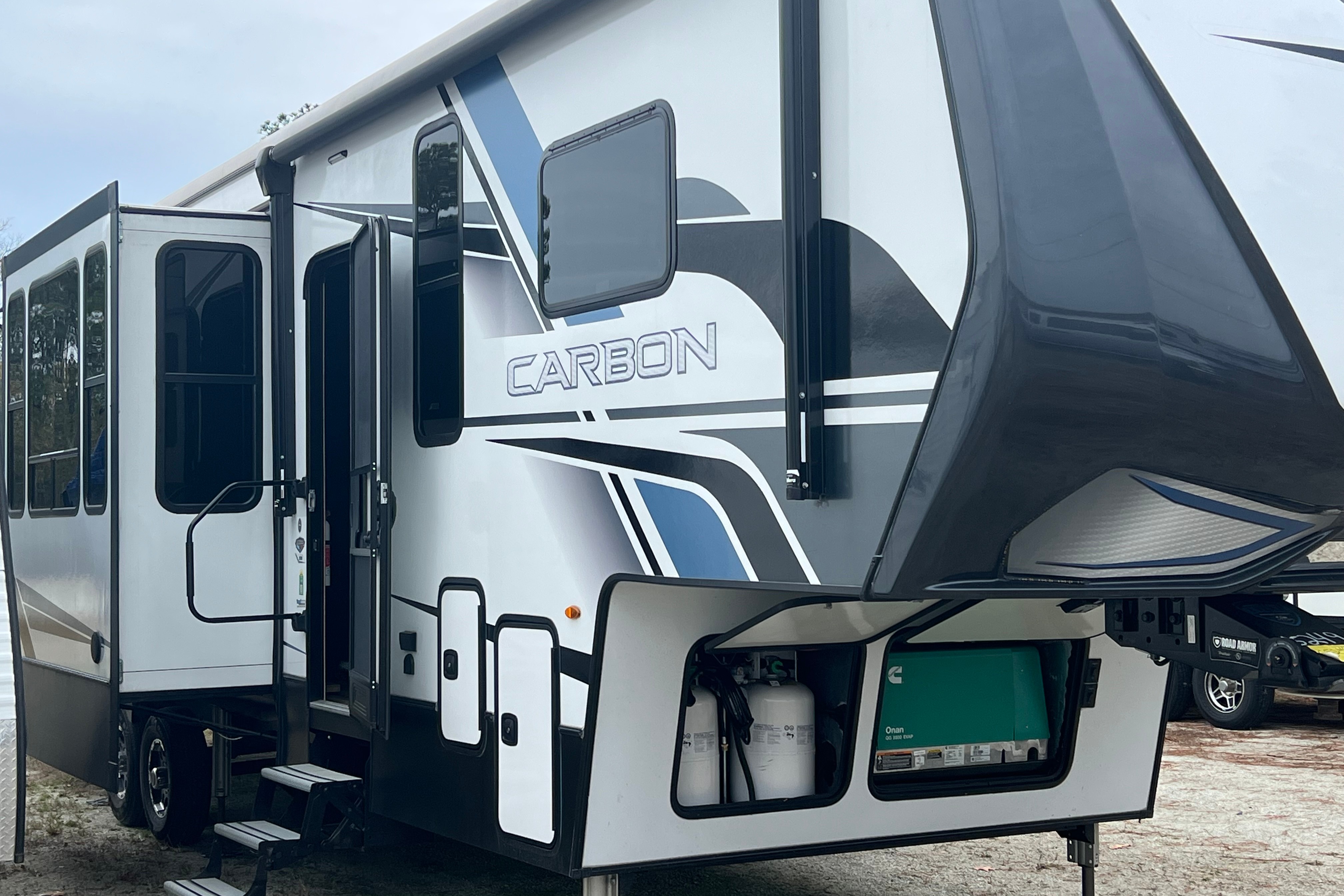 Austin's Keystone Carbon 358 Toy Hauler
