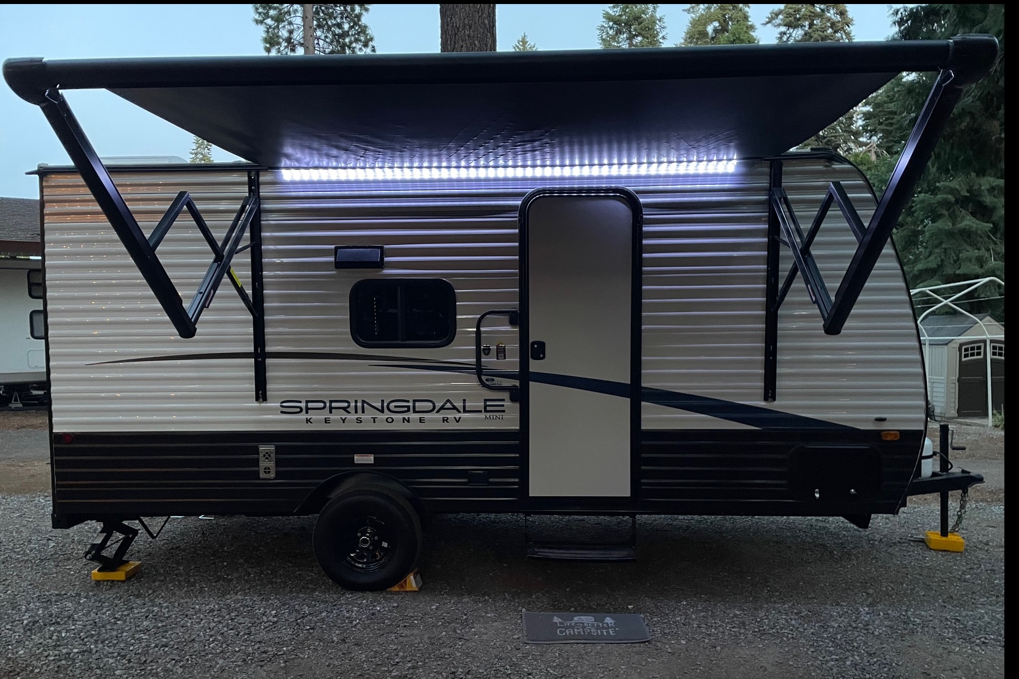 2024 Springdale light weight 6 sleeper trailer