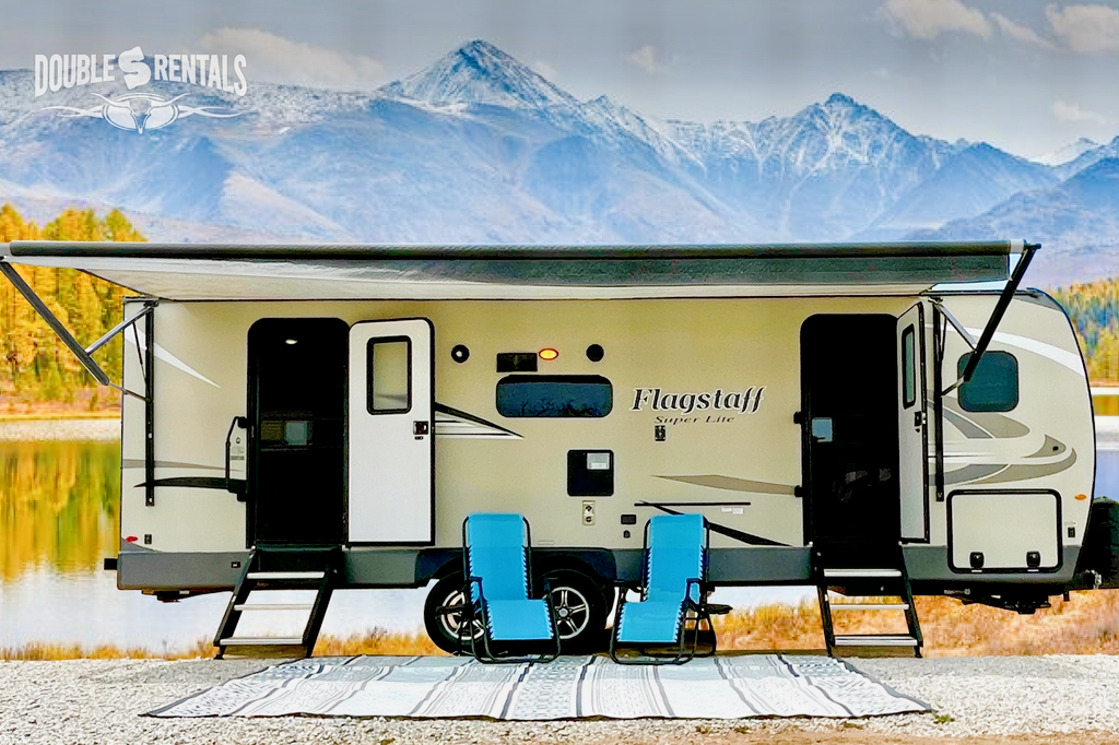 FLAGSTAFF with Private Master, Deluxe Theater Seating, and BBQ Grill!