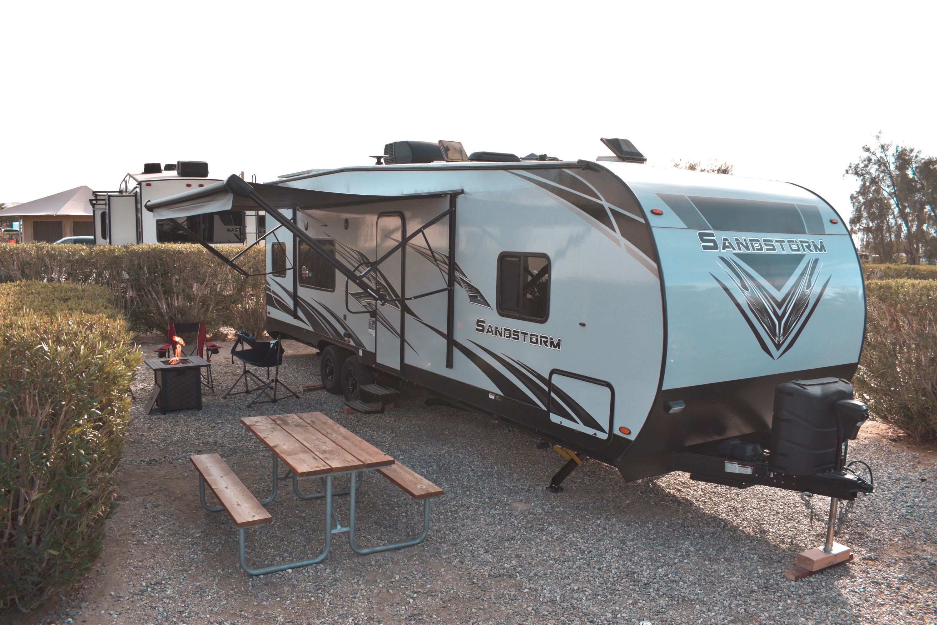 Off Road Glamp Sandstorm Toy Hauler