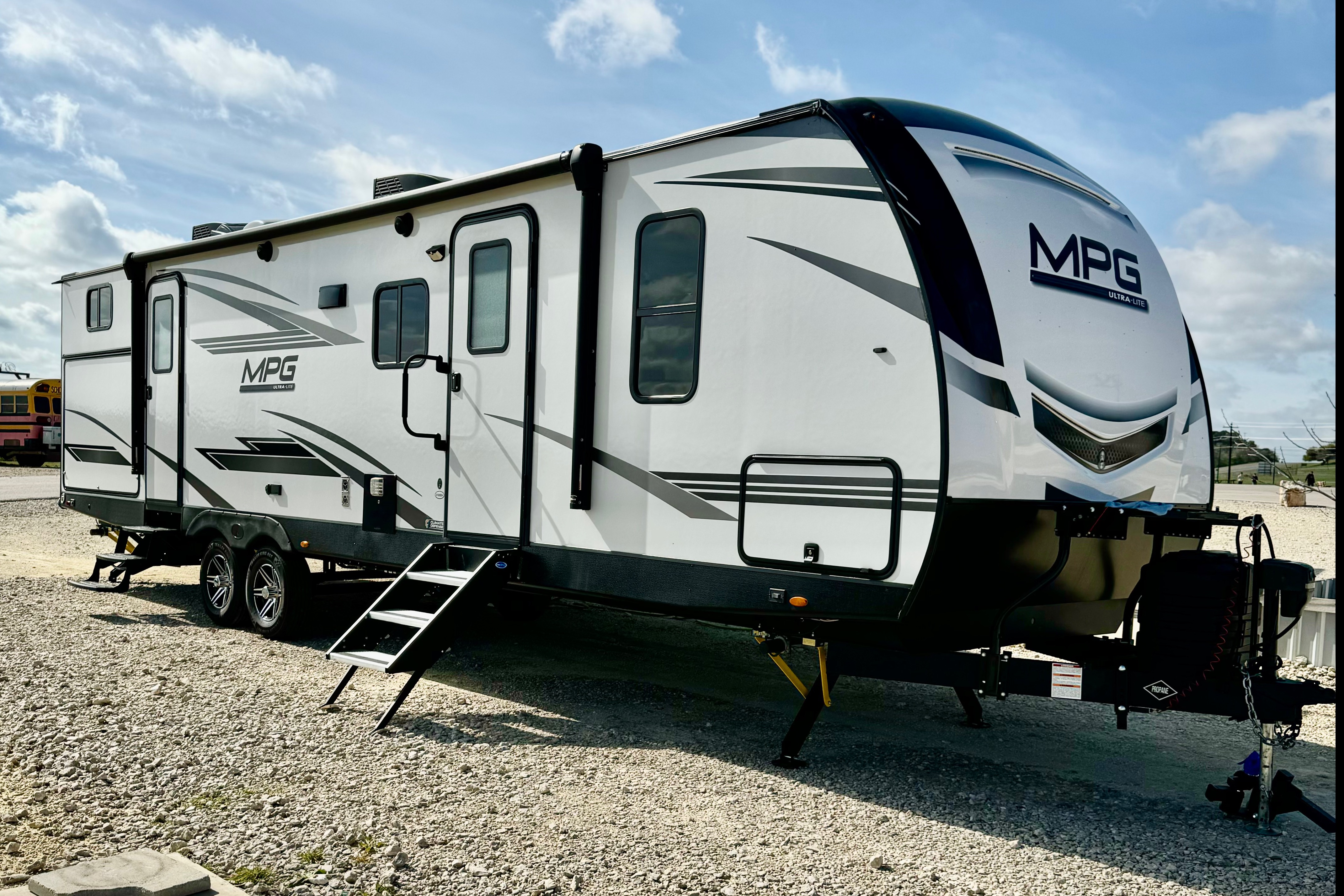 2023 Family Adventure Cruiser with Private Kids Room RV MPG