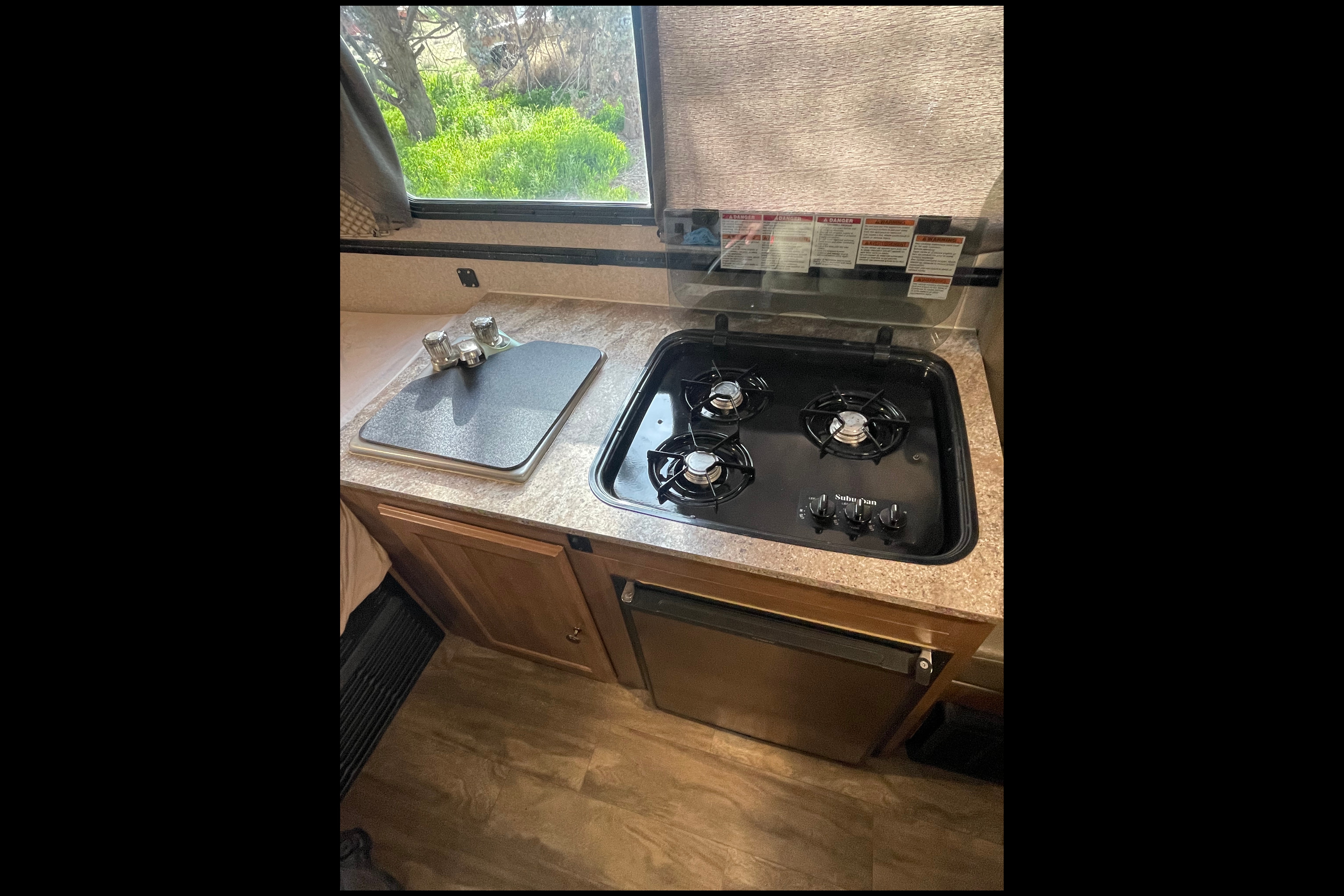 Jose's FLAGSTAFF CLASSIC Folding Camping Trailer