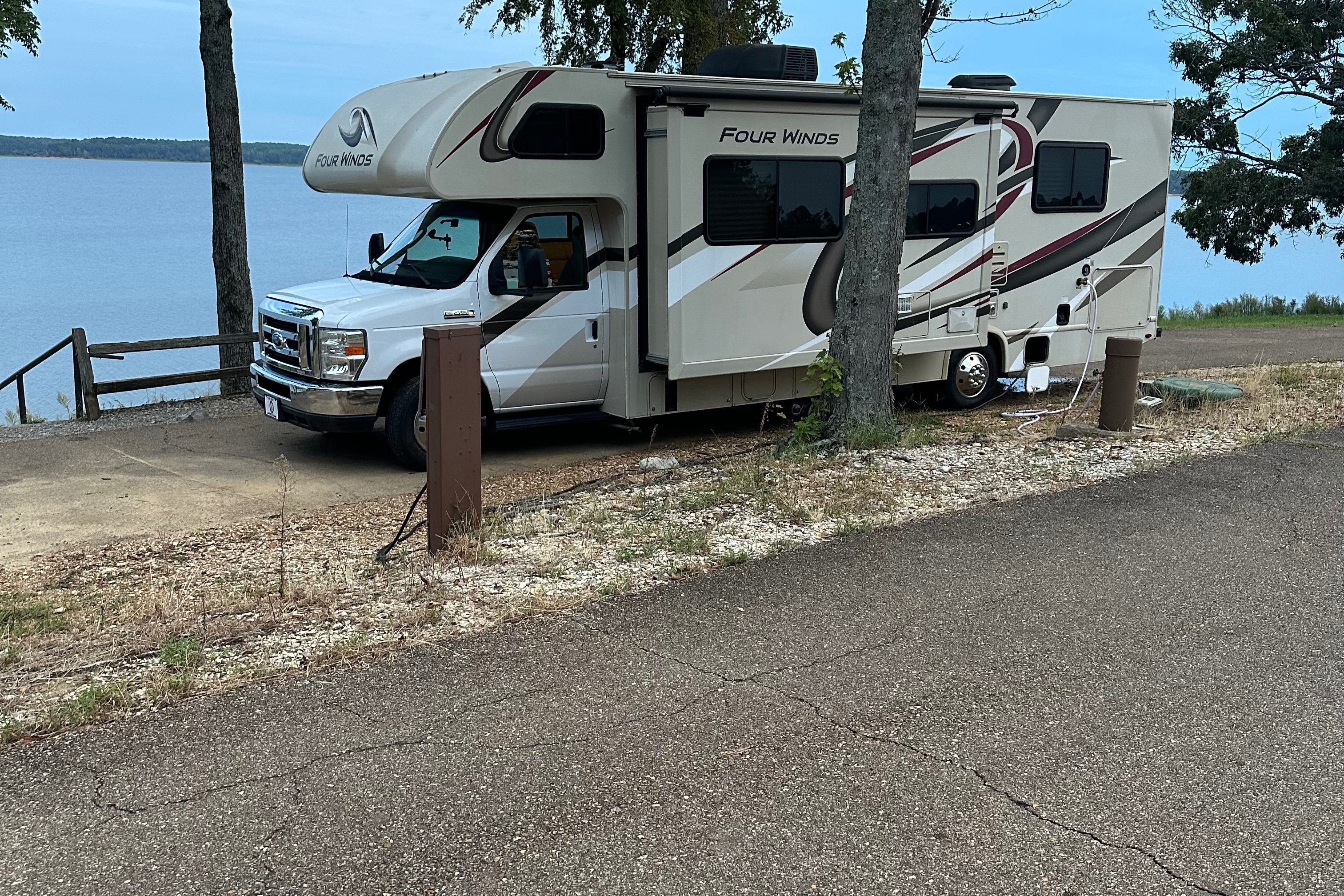 John's Thor Motor Coach Four Winds 28Z Class C