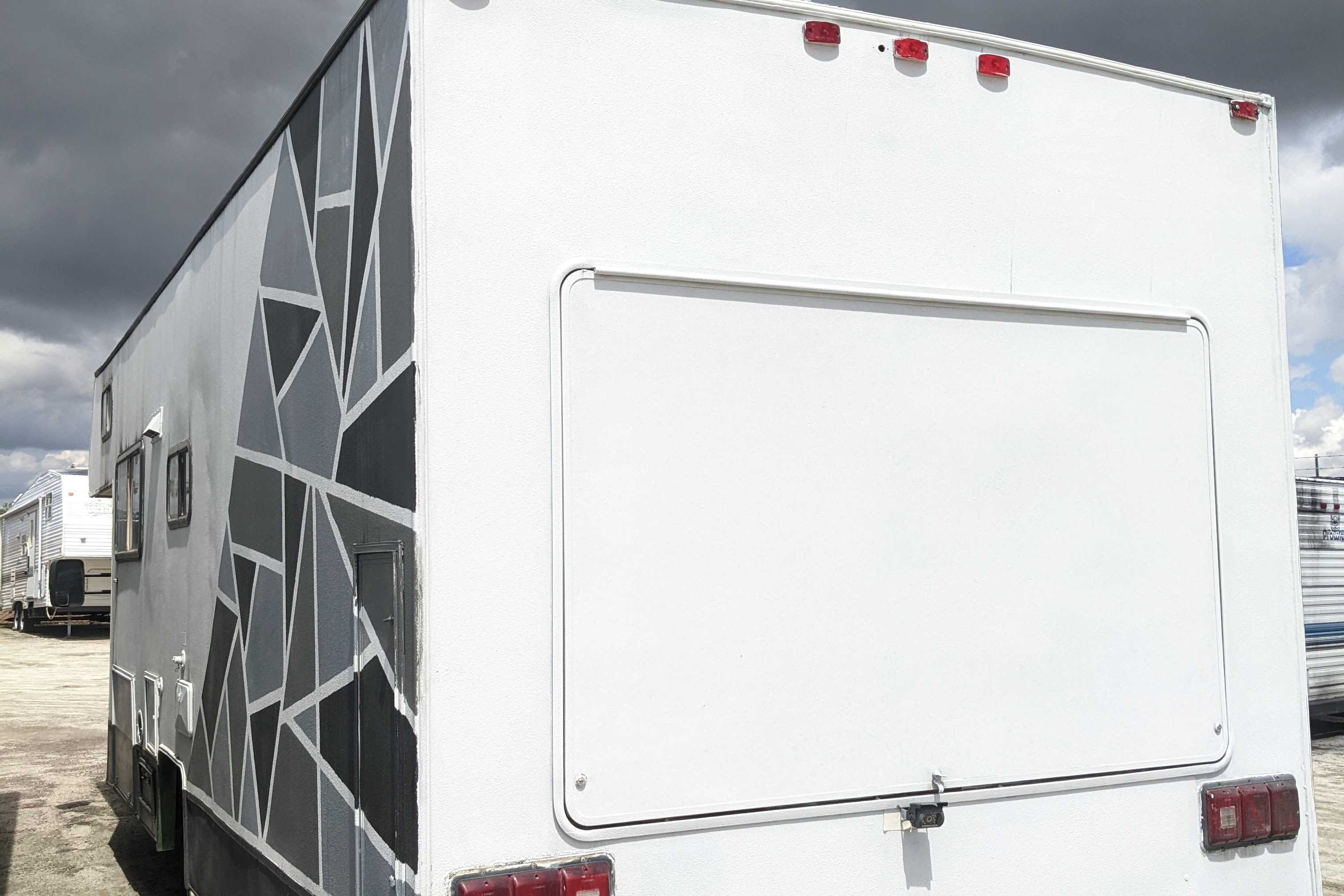 Isaac's Coachmen 26mh Class C
