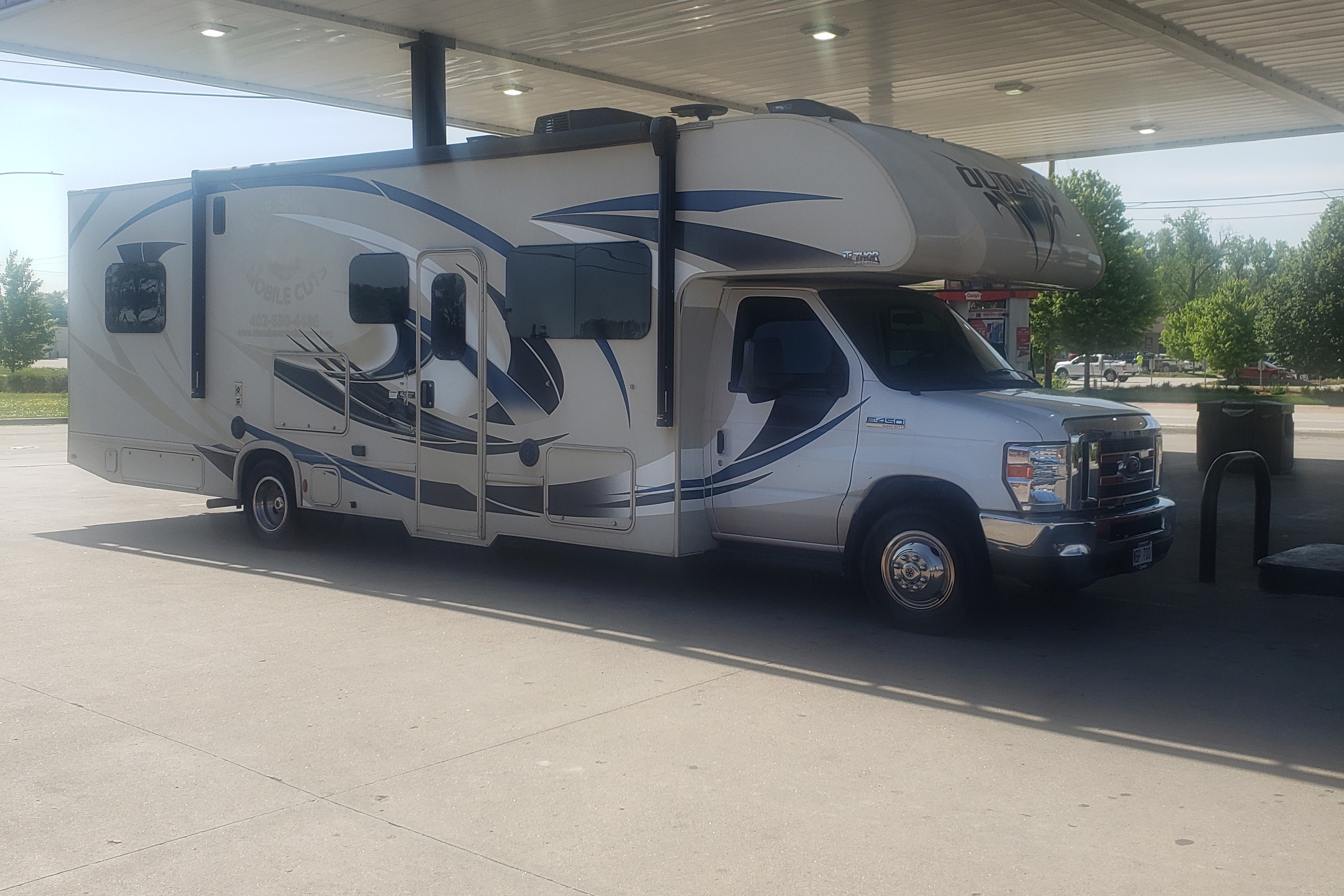 Jackson's Family Vacations Class C Motor Home